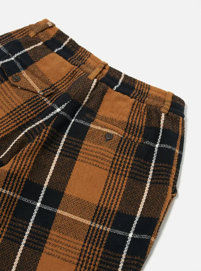 Shorts Men Universal Works Universal Works Pleated Track Short In Brown Earth Ii Check