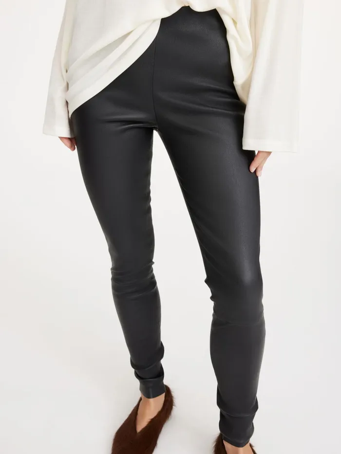 Trousers Women By Malene Birger Elenasoo Leggings Black