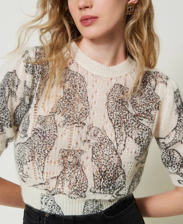 Twinset Wool And Mohair Blend Cropped Jumper Black Snow White Jaguar Print Women Jumpers And Cardigans Twinset Wool And Mohair Blend Cropped Jumper Black Snow White Jaguar Print Women Jumpers And Cardigans