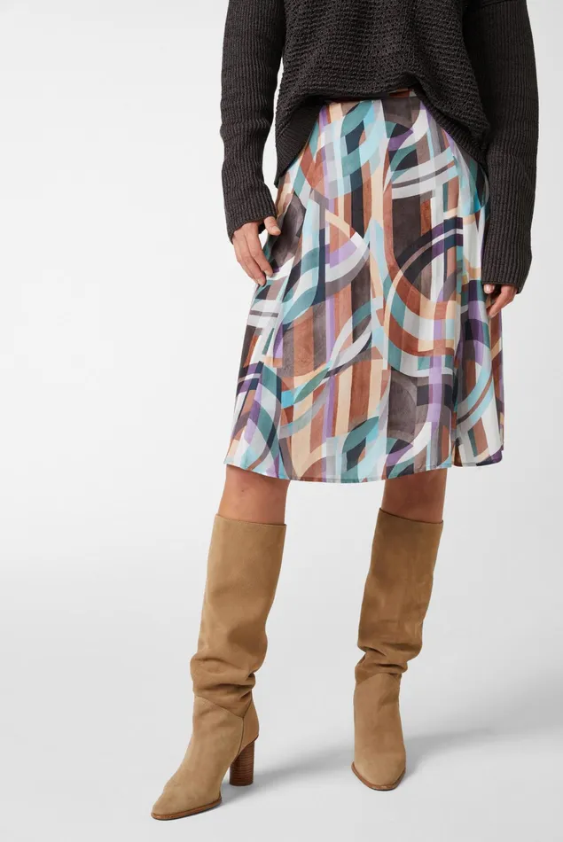 Van Laack Dresses and Skirts Women Flared Viscose Mini Skirt With Geometric Print