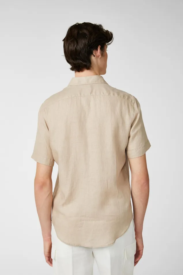 Van Laack Linen Shirts Men Super Soft Shortsleeved Linen Shirt In A Boxy Fit Van Laack Linen Shirts Men Super Soft Shortsleeved Linen Shirt In A Boxy Fit