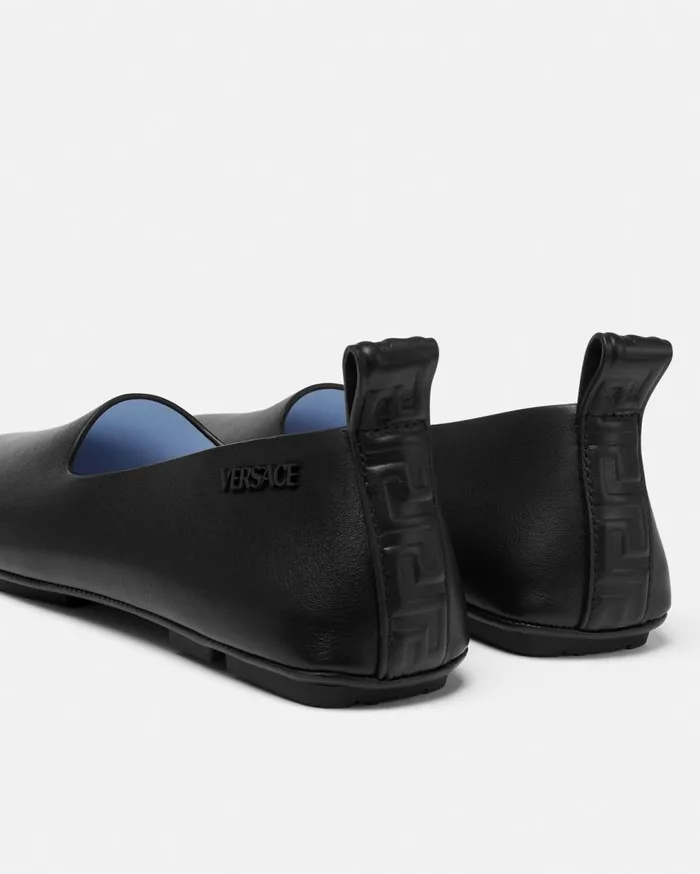 Versace Loafers and Slippers Villa Driver Shoes Black 8211 Men Versace Loafers and Slippers Villa Driver Shoes Black 8211 Men