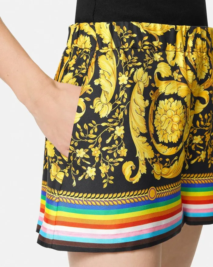 Versace Pants and Shorts Pride Barocco Silk Boxer Short Blackprint 8211 Women Versace Pants and Shorts Pride Barocco Silk Boxer Short Blackprint 8211 Women