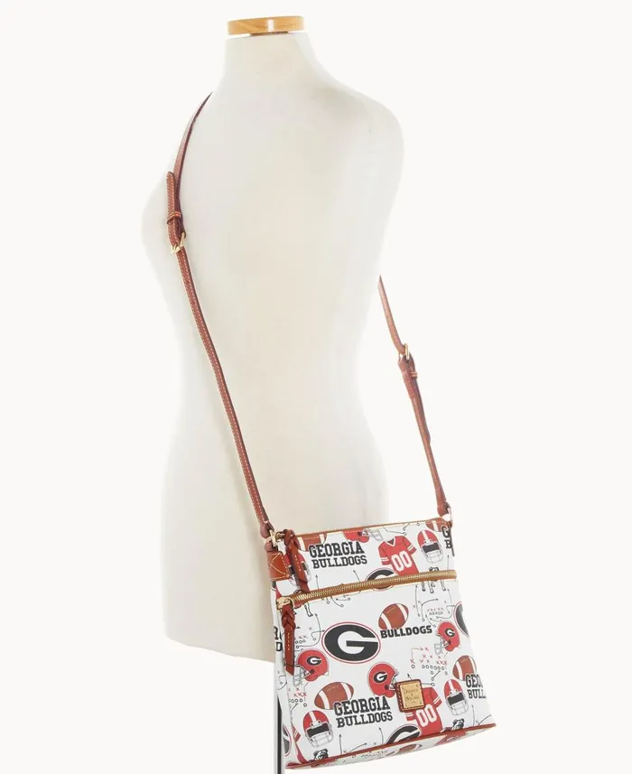 Woman Collegiate University Of Georgia Crossbody U Of Georgia Dooney and Bourke Crossbodies Woman Collegiate University Of Georgia Crossbody U Of Georgia Dooney and Bourke Crossbodies