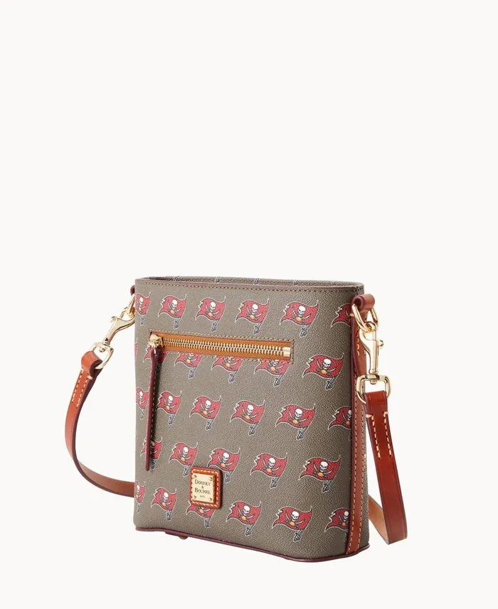 Woman NFL Buccaneers Small Zip Crossbody Buccaneers Dooney and Bourke Crossbodies Woman NFL Buccaneers Small Zip Crossbody Buccaneers Dooney and Bourke Crossbodies