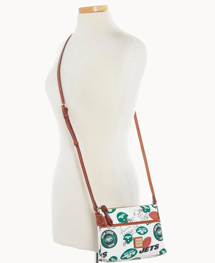 Woman NFL Jets Ginger Crossbody New York Jets Dooney and Bourke Crossbodies Woman NFL Jets Ginger Crossbody New York Jets Dooney and Bourke Crossbodies