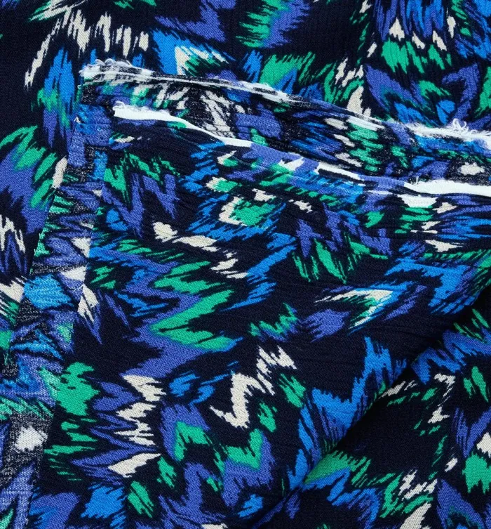 Women 2m Crinkle Viscose Fabric Cut 8211 Black Print Promod Fabric Cuts And Patterns Women 2m Crinkle Viscose Fabric Cut 8211 Black Print Promod Fabric Cuts And Patterns