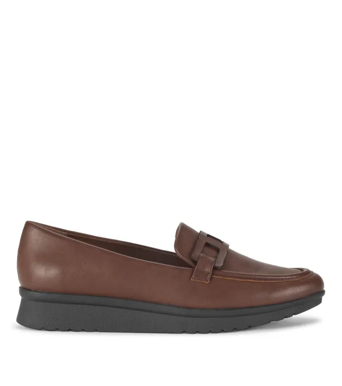 Women Addison Slip On Loafer Brush Brown Baretraps Flats and Loafers