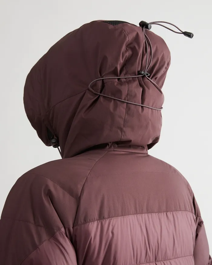 Women Atle 30 Midweight WoMidweight Down Jacket Raven Klttermusen Down and Insulated Jackets