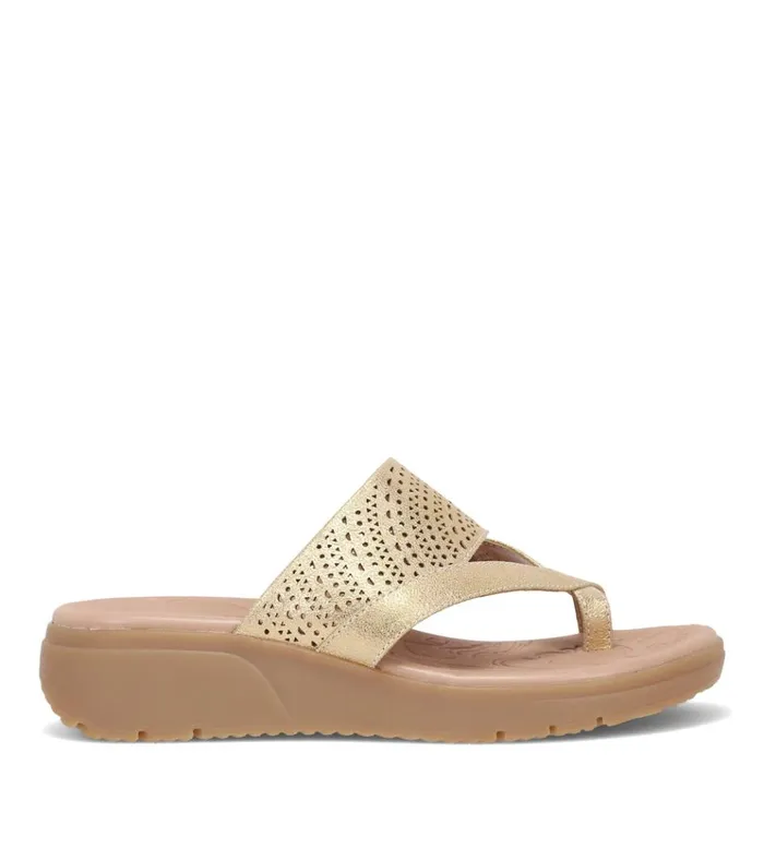 Women Brett Slide Sandal Old Gold Baretraps Slides and Slip On Sandals