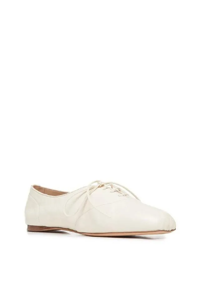 Women Flats Gabriela Hearst Maya Flat Shoes In Cream Leather
