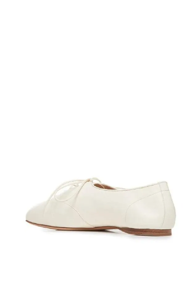 Women Flats Gabriela Hearst Maya Flat Shoes In Cream Leather