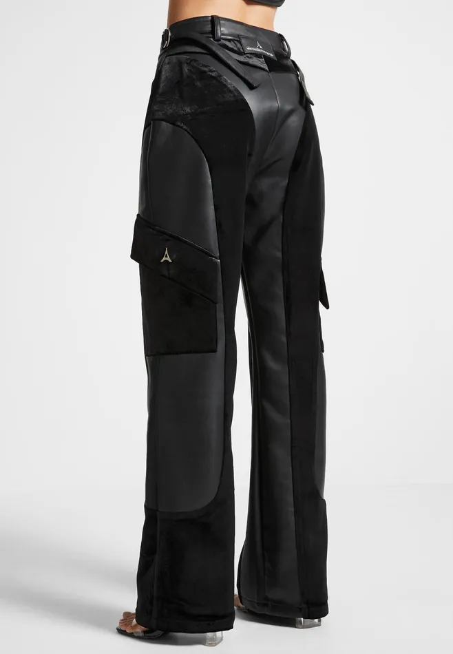Women Manire De Voir Leather And Velvet Cargo Pants Black