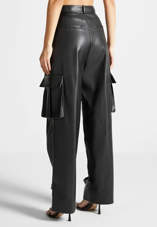 Women Manire De Voir Leather Pleated Cargo Trousers Black