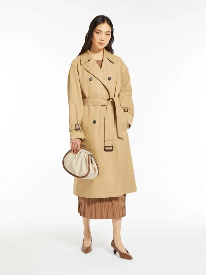 Women Max Mara Weekend Bag Medium Nappa Leather Pasticcino Bag Sand