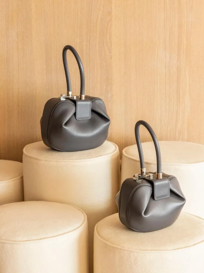 WomenMen Mini Bags Gabriela Hearst Demi Bag In Charcoal Nappa Leather