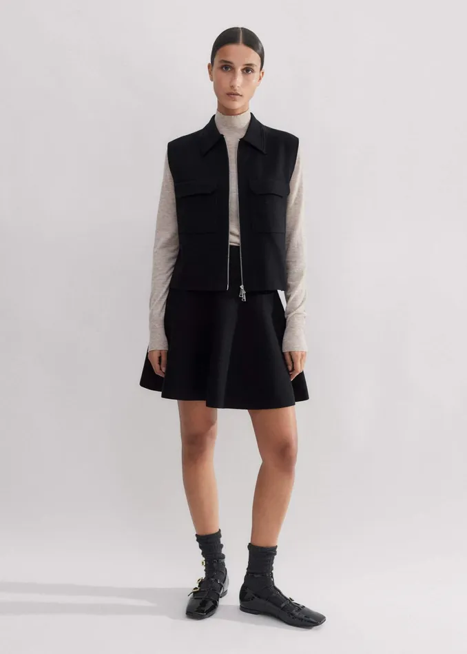 Women Milano Knit TwoWay Zip Sweater Vest Black MEEM