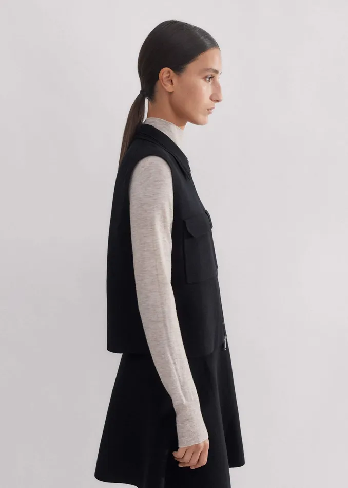 Women Milano Knit TwoWay Zip Sweater Vest Black MEEM