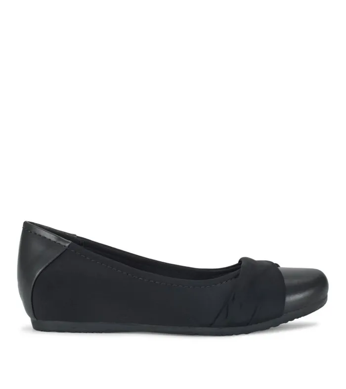 Women Mitsy Casual Flat Black Baretraps Flats and Loafers