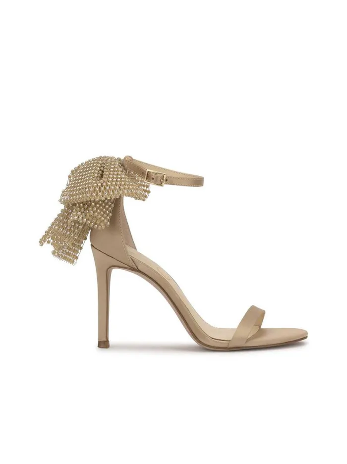 Women Moure Bow Heel In Champagne Jessica Simpson Pumps