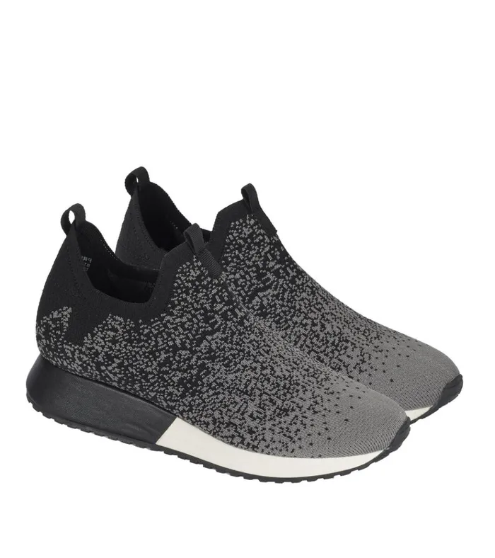 Women Pringer Slip On Sneaker Dark Greyblack Baretraps Sneakers