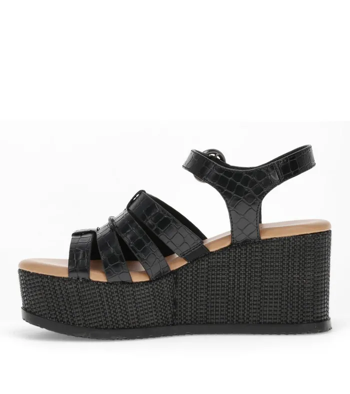 Women Savannah Wedge Sandal Black Baretraps Wedge Sandals