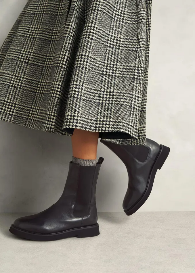 Women Sawyer Leather Chelsea Boots Black Hobbs Boots