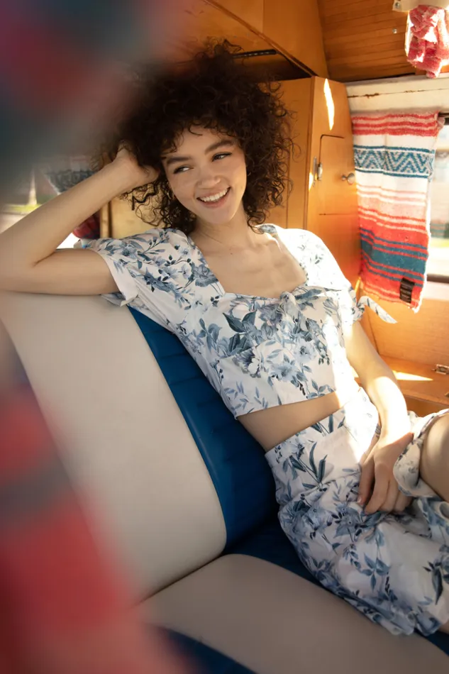 Women Sets YUMI KIM Floral Cropped Top Women039s Crop Top Lunar Garden Cyan Women Sets YUMI KIM Floral Cropped Top Women039s Crop Top Lunar Garden Cyan