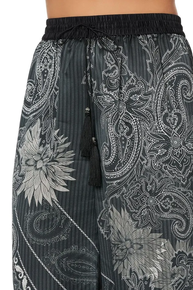 Women Trousers and Leggings Camilla Cropped Lounge Pant Tale Of The Fire Bird