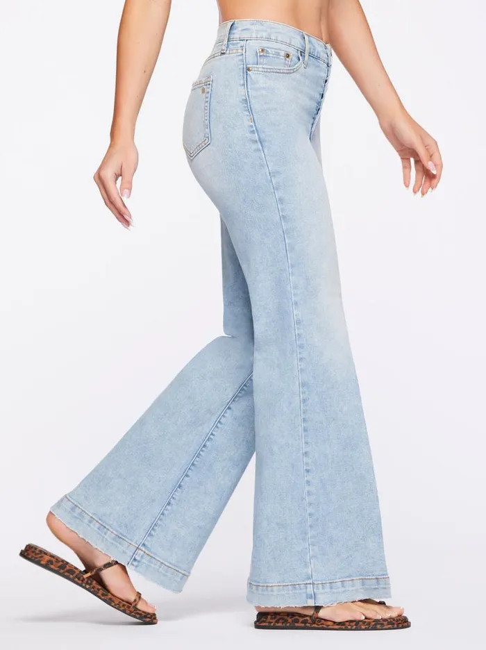 Women True Love Wide Leg Trouser Jeans In Carry On Jessica Simpson Denim