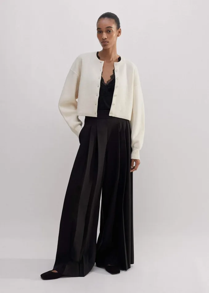 Women VNeck Lace Trim Swing Vest Black MEEM
