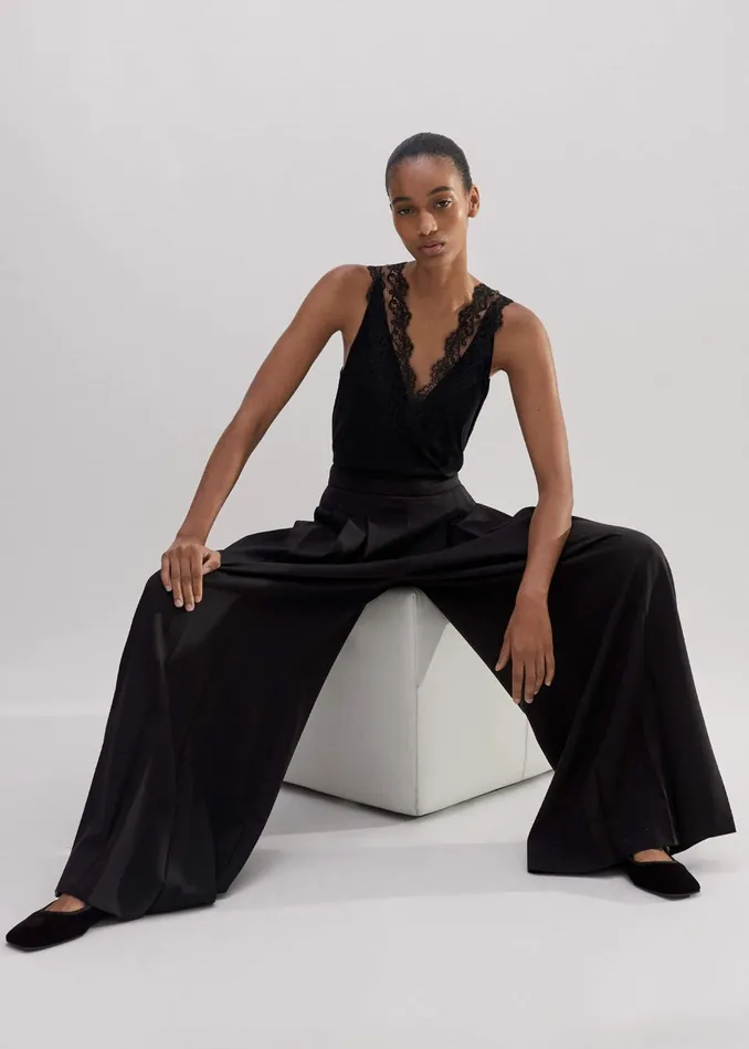 Women VNeck Lace Trim Swing Vest Black MEEM